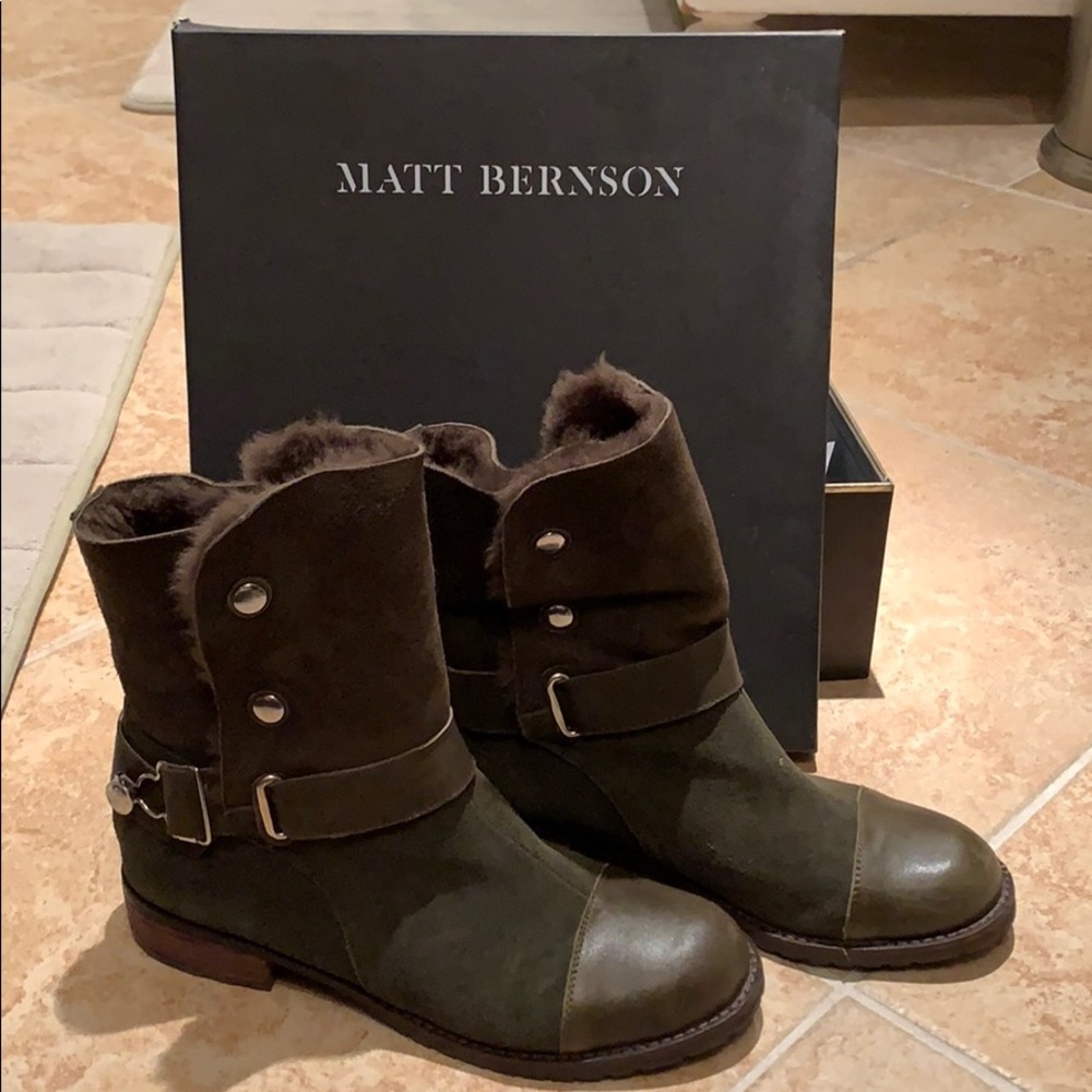 Matt Bernson hunter green shearling booties 9.5